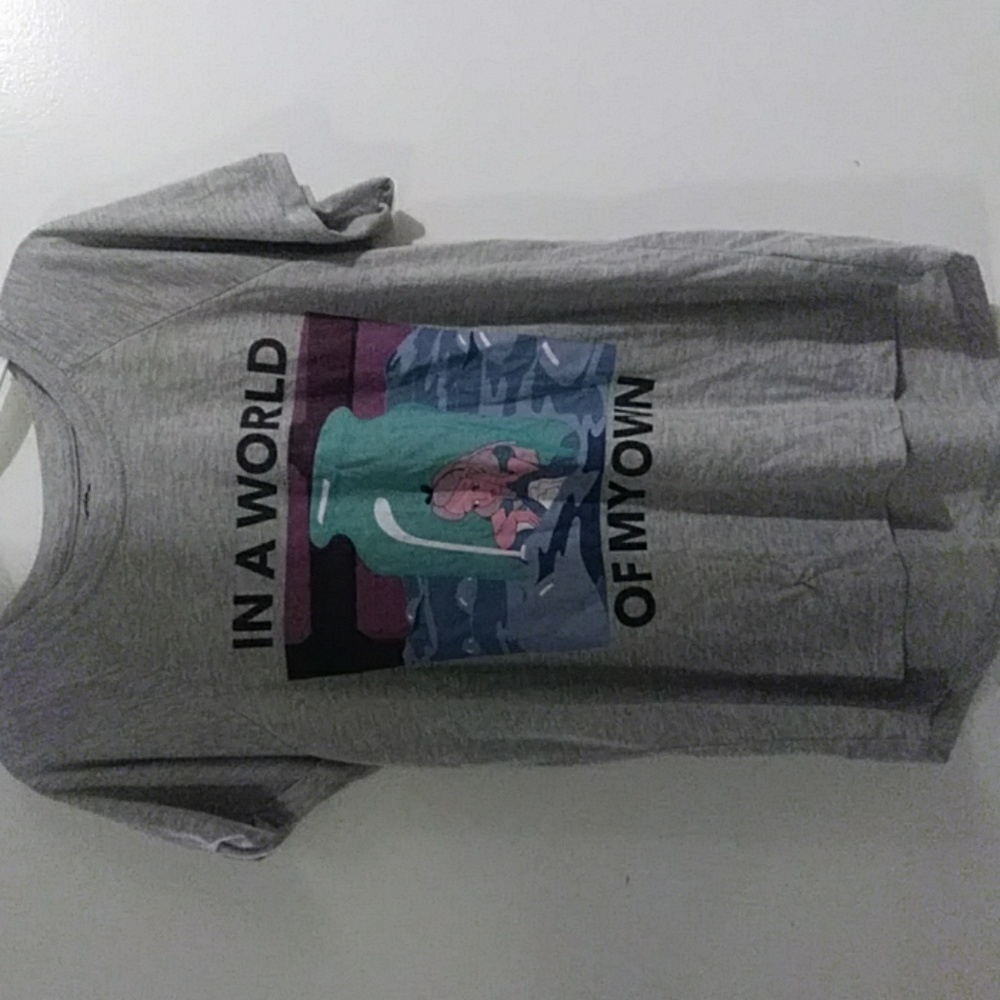 Alice in wonderland Disney shirt